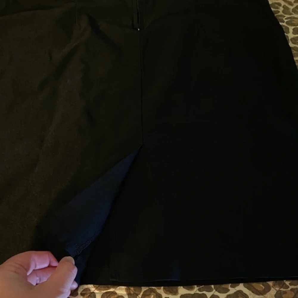 Great Black Stretch Skirt Zipper Back